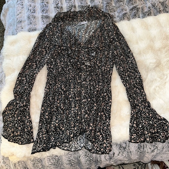 SO Floral Women's Top - Picture 1 of 3
